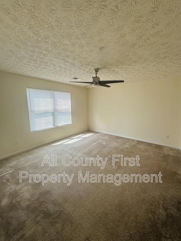 Building Photo - 5303 Fairington Club Dr