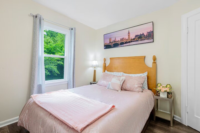 Building Photo - 8542 S 121st St