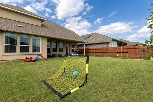 Building Photo - 120 Lenera Dr