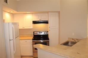 Building Photo - 4560 Commander Dr