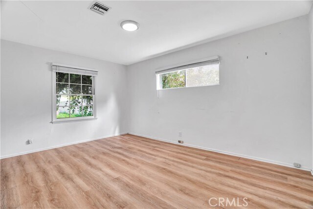 Building Photo - 5835 Jumilla Ave