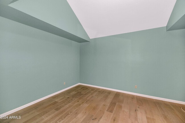 Building Photo - 7113 E Arlington Rd
