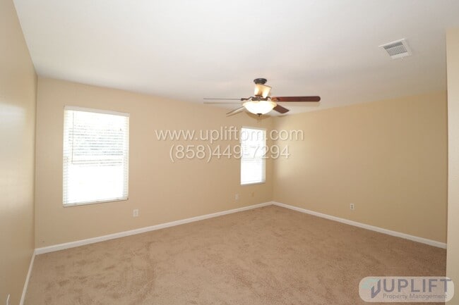 Building Photo - 3 bedroom 2.5 bathroom home in Ramona Coun...
