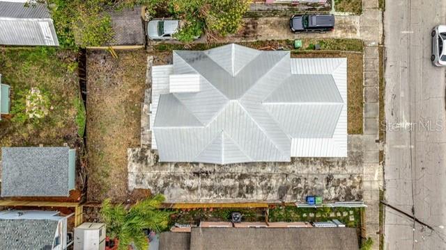 Building Photo - 912 E 20th Ave