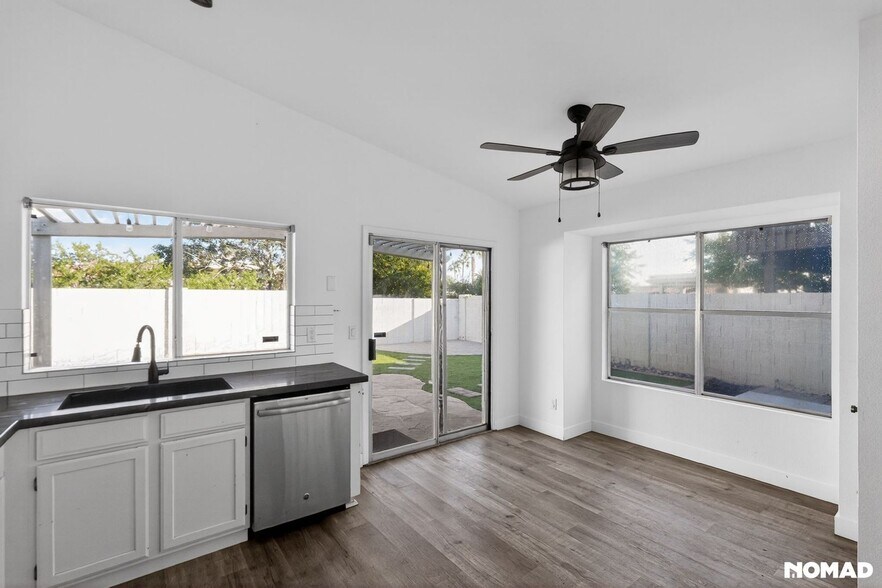 Building Photo - 4640 E Piedmont Rd