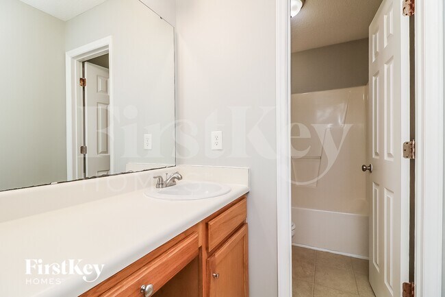 Building Photo - 618 Cotton Brook Dr