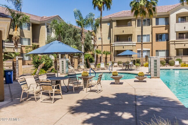 Building Photo - 18416 N Cave Creek Rd