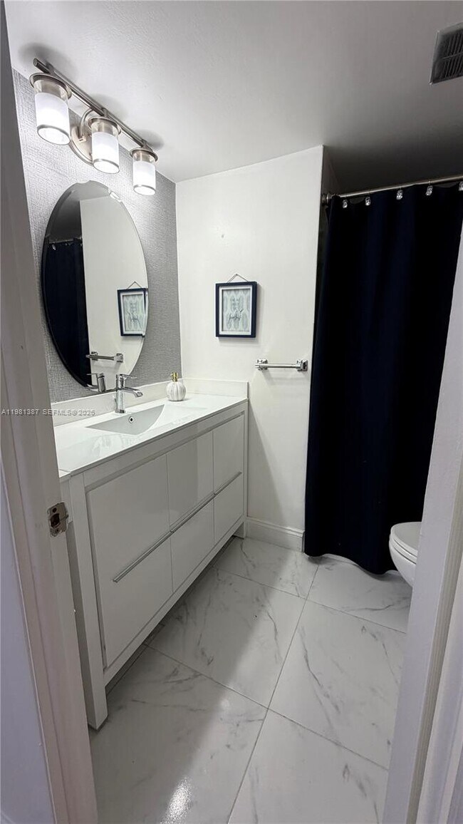 Building Photo - 8300 Sunrise Lakes Blvd