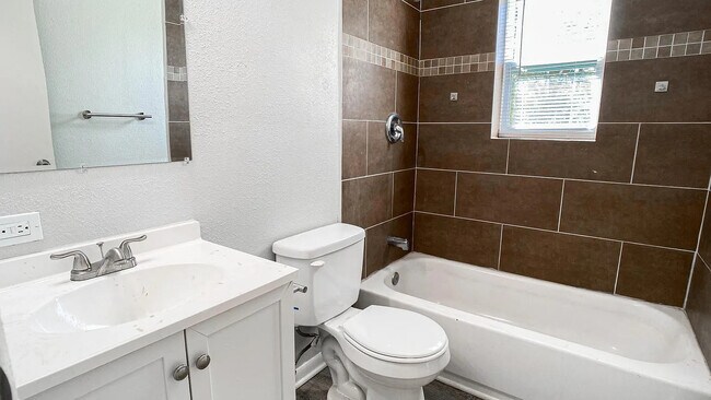 Building Photo - 8220 Troost Ave