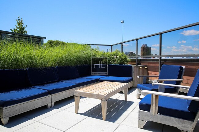 Building Photo - 96th Street and 3rd ave