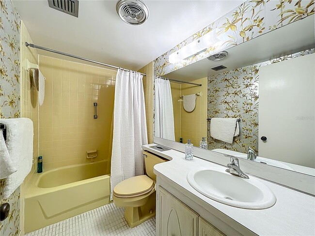 Building Photo - 17580 Gulf Blvd