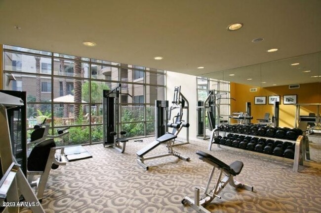 Building Photo - 1701 E Colter St