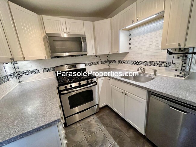 Primary Photo - 1222 Prospect Ave