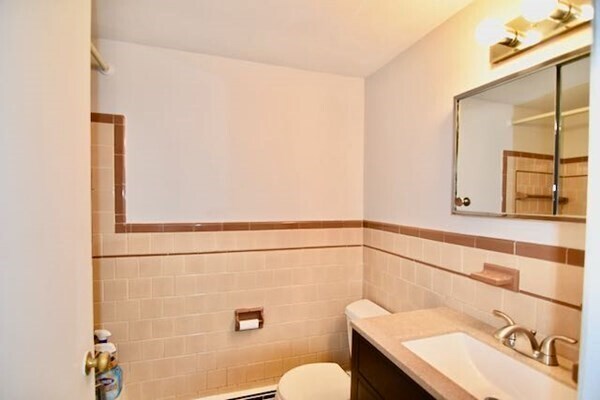 Building Photo - 90 E Squantum St