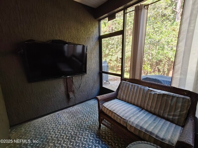 Building Photo - 3284 Chestnut Ridge Way