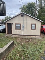 Building Photo - 1207 Paquin St