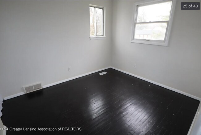 Building Photo - 3720 Malibu Dr