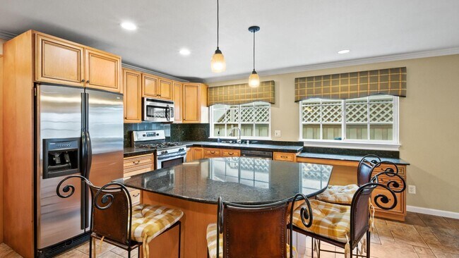 Building Photo - 22 Greengate Ct