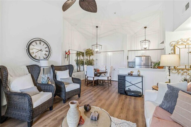 Building Photo - 4110 Central Sarasota Pkwy