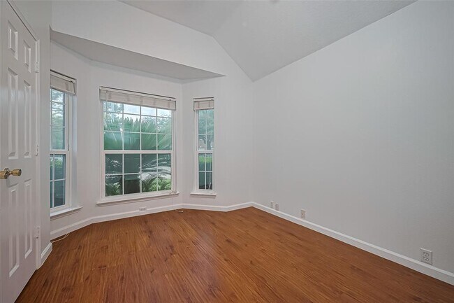 Building Photo - 11042 Sentry Ct