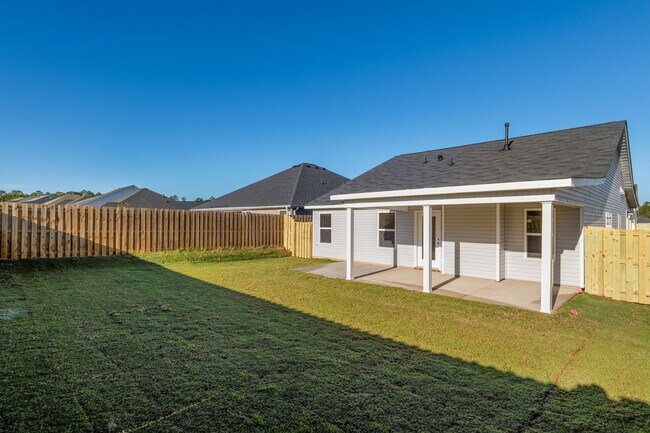 Building Photo - 8164-8164 Snelling Dr