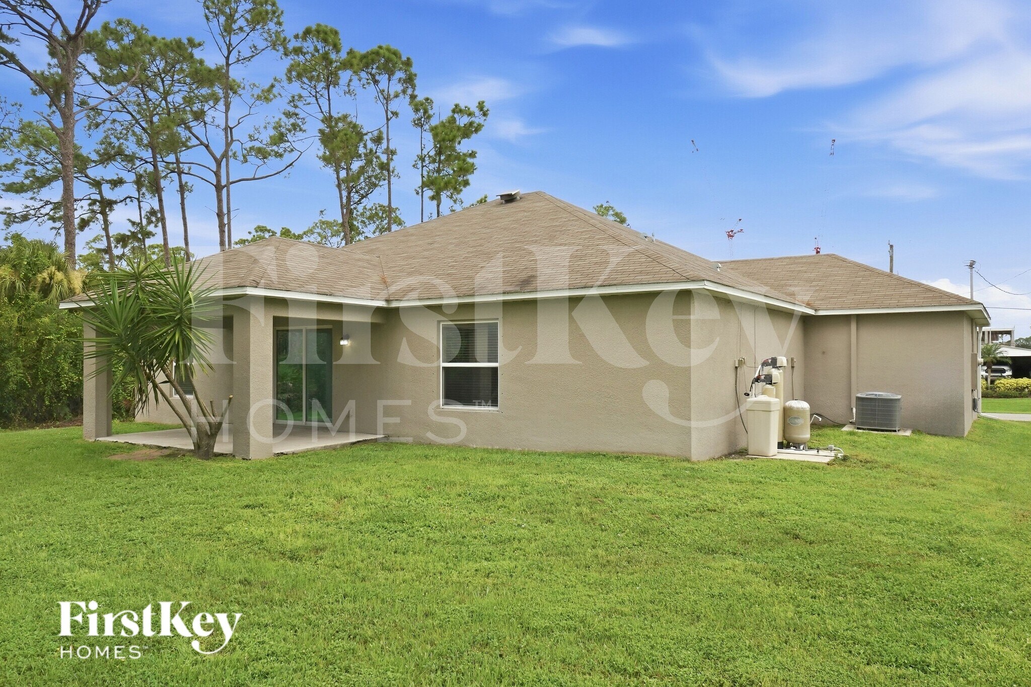 Building Photo - 4611 Belladonna Ave