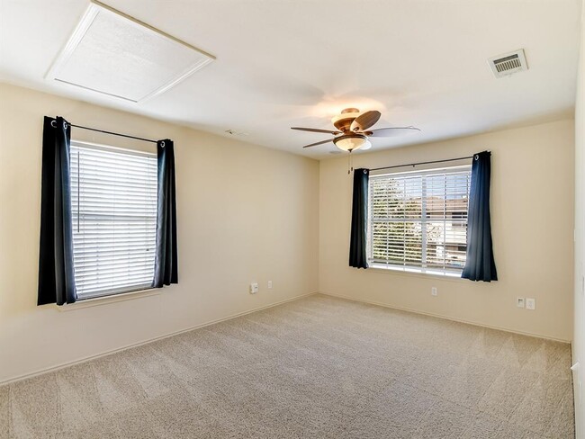 Building Photo - 14440 Lilley Brook Cove