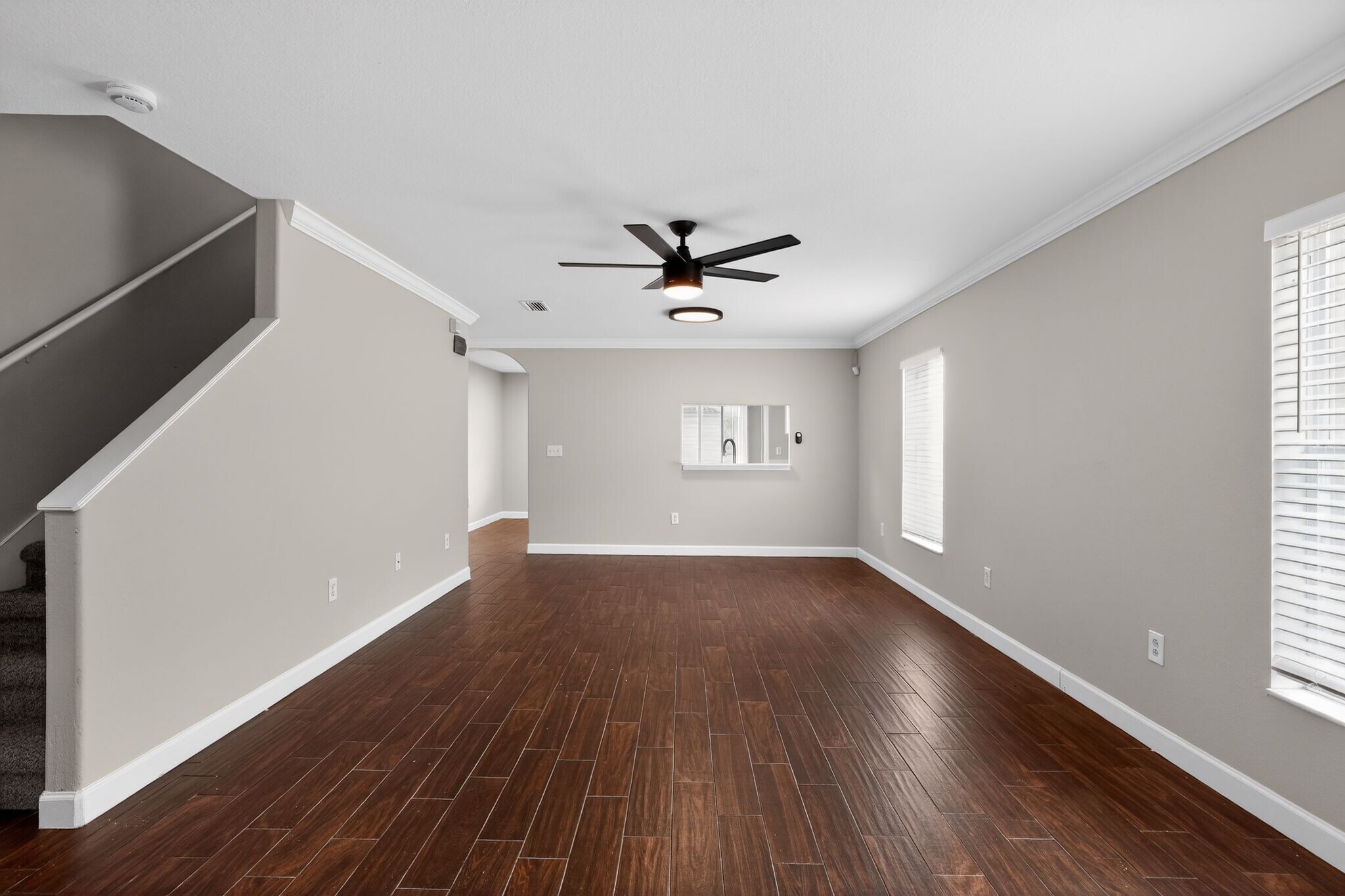 Building Photo - 10629 Shady Preserve Dr
