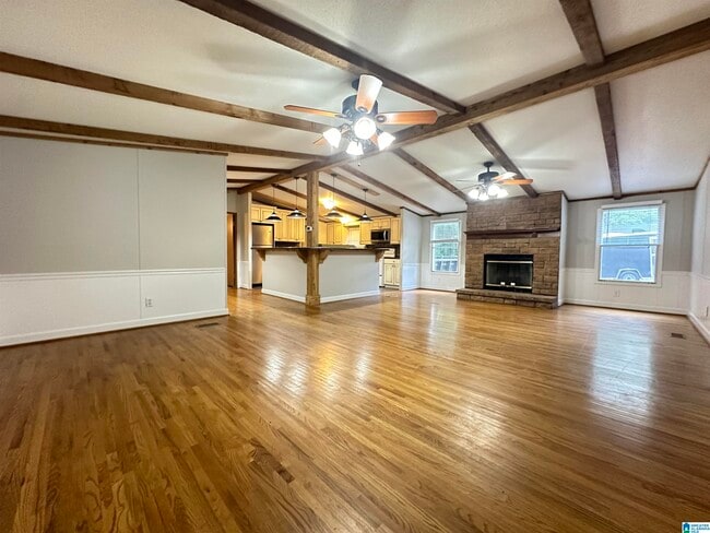 Building Photo - 705 Bagley Dr