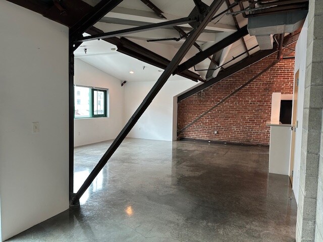 Building Photo - 1330 Factory Pl