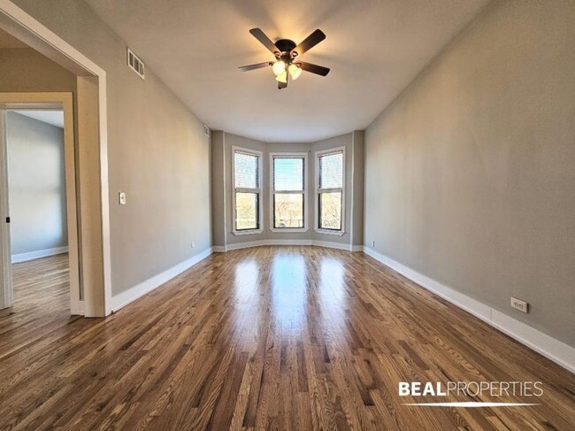 Primary Photo - 3 bedroom in CHICAGO IL 60657