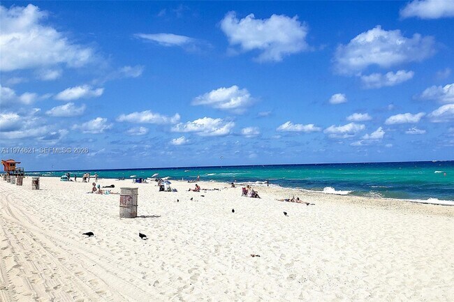 Building Photo - 8430 Harding Ave