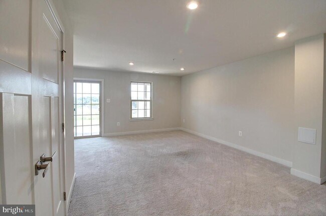 Building Photo - 10621 Saponi Dr