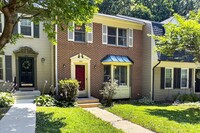 Building Photo - 5719 Oakshore Ct