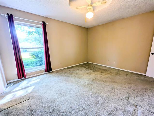 Building Photo - 2100 N Rough Creek Ct
