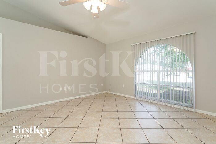 Building Photo - 17536 Oriole Rd