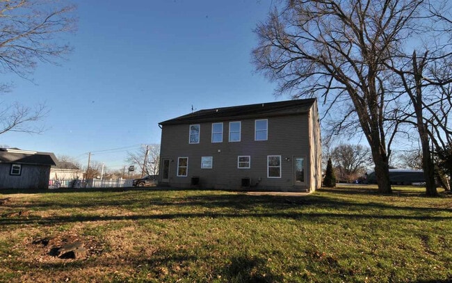 Building Photo - 1 Old Beaver Rd