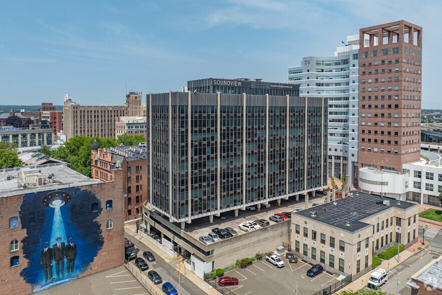 Building Photo - Soundview apartments