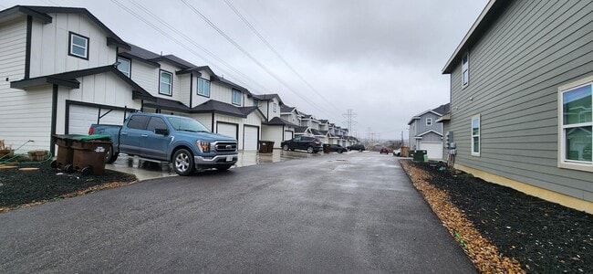 Building Photo - 7239 Converse Ridge Ln