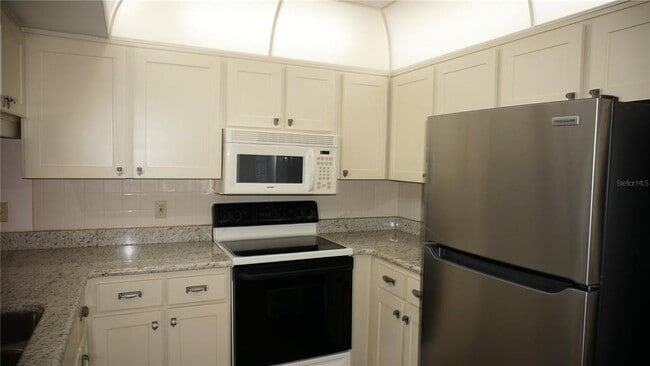 Building Photo - 12141 Spartan Way