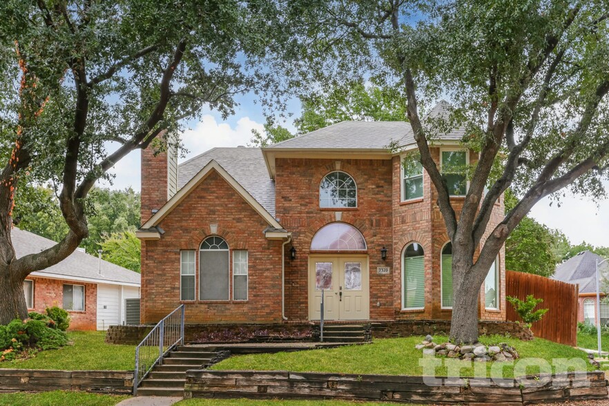 Primary Photo - 2320 Shinnery Oak Dr