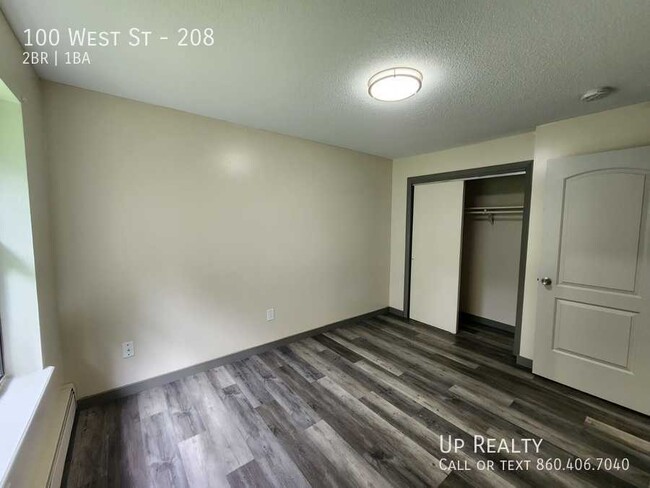 Building Photo - Gorgeous 2BD TH in Vernon!