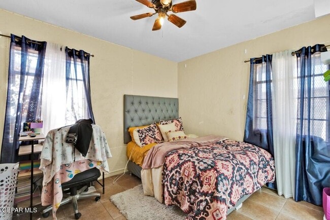 Building Photo - 1309 Zuni Pl