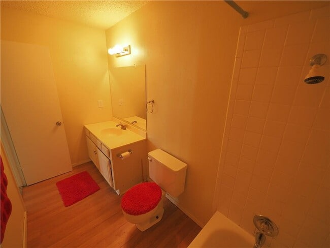 Building Photo - 533 Demarett Dr