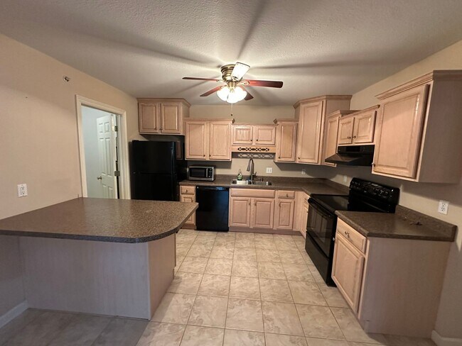 Building Photo - 3649 Indian Run Dr