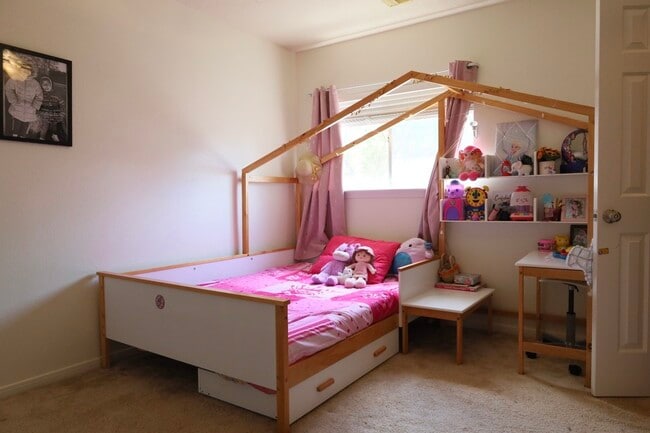 Building Photo - 3223 Autumn Bridge Ln