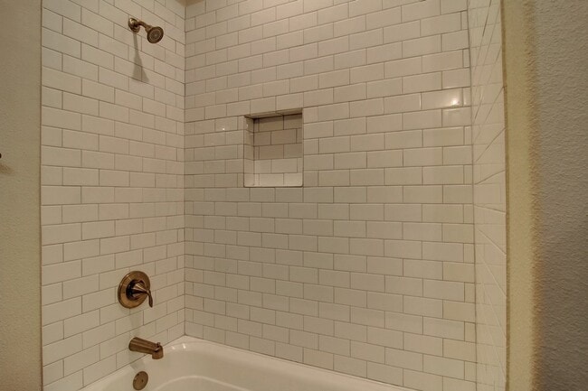 Building Photo - 6701 Stuyvesant Ct