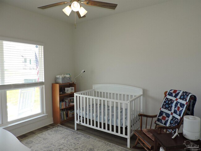 Building Photo - 10697 Davenport Lp