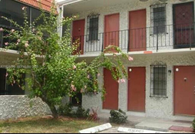 Building Photo - 8701 SW 141st St