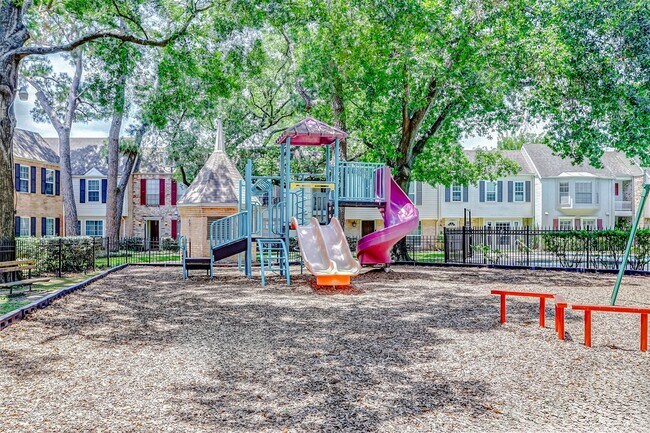 Building Photo - 845 Wax Myrtle Ln